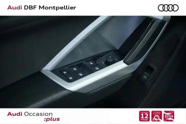 Audi Q3 35 tfsi 150 ch s tronic 7 s line — photo 6