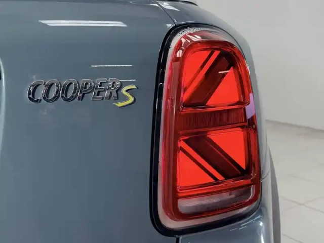 Mini Mini countryman 125 - 95 ch all4 bva6 — photo 117