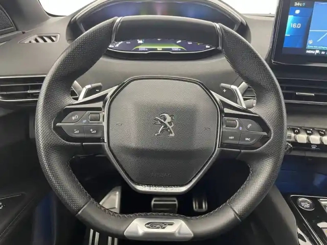 Peugeot 3008 hybrid 225 e-eat8 — photo 24