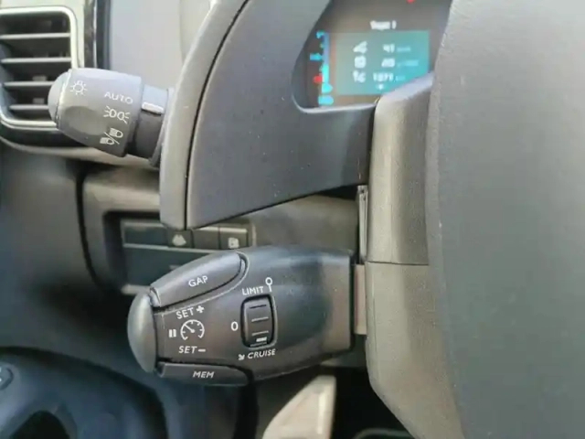 Citroën C5 Aircross hybride rechargeable 225 s&amp;s e-eat8 shine pack — photo 17
