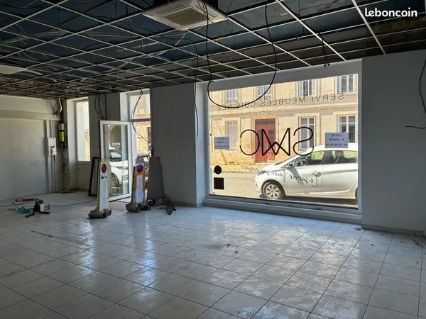 Local commercial/professionnel PODENSAC