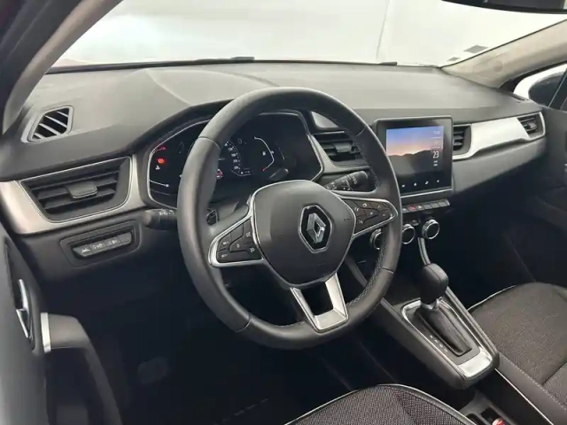 Renault Captur tce 140 edc - 21 — photo 19