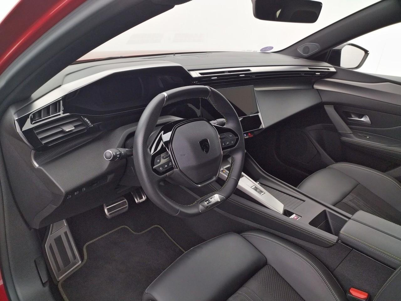 Peugeot 408 phev 225 e-eat8 gt — photo 9