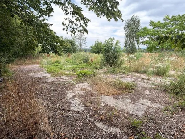 Terrain constructible 750 m²