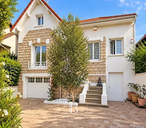 Maison 7 pièces 178 m²