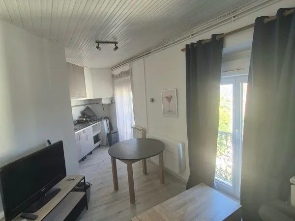 T2 meublé 30 m² climatisé - Béziers centre entre l'IUT et de Gaule