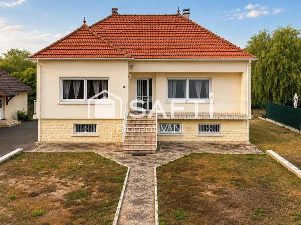 Maison individuelle bordée de nature