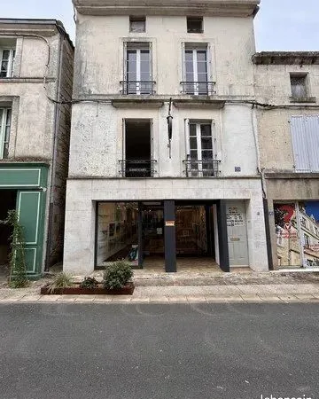 Immeuble 10 pièces 206 m²