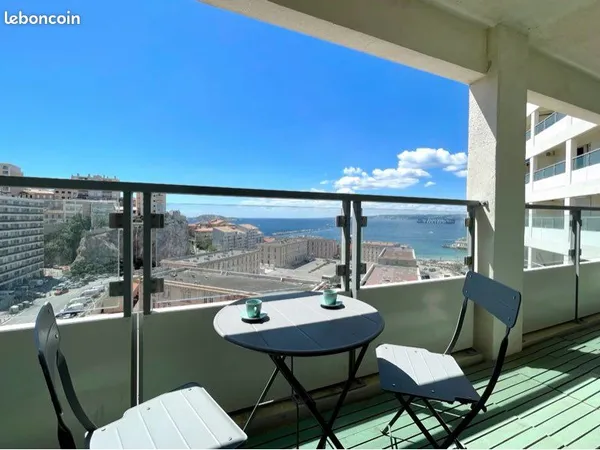 2 chambres vue mer meublé climatisé