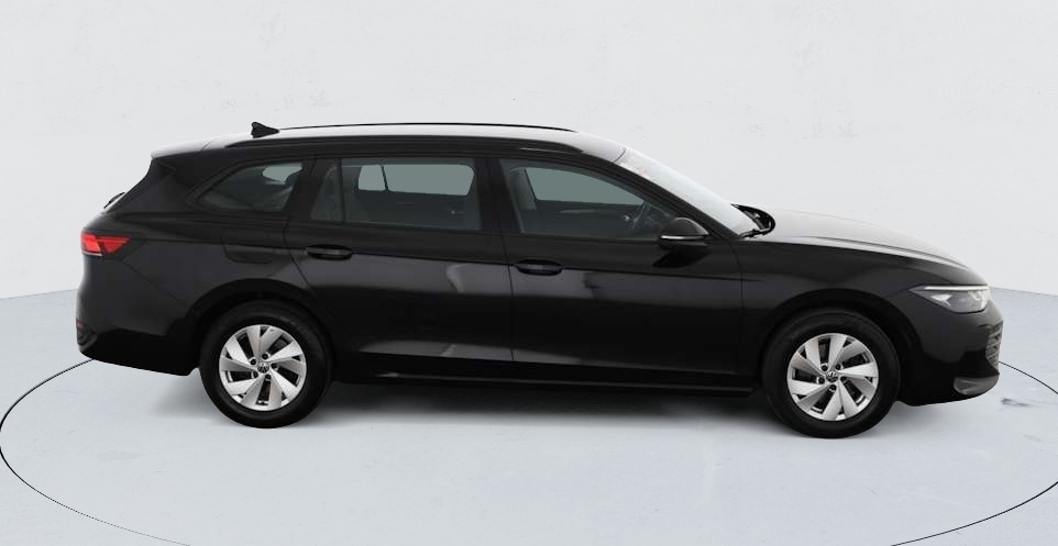 Volkswagen Passat — photo 9