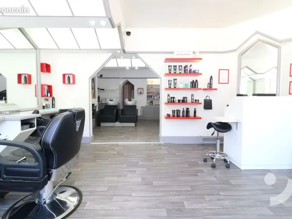 Salon de coiffure 50 m² Magenta