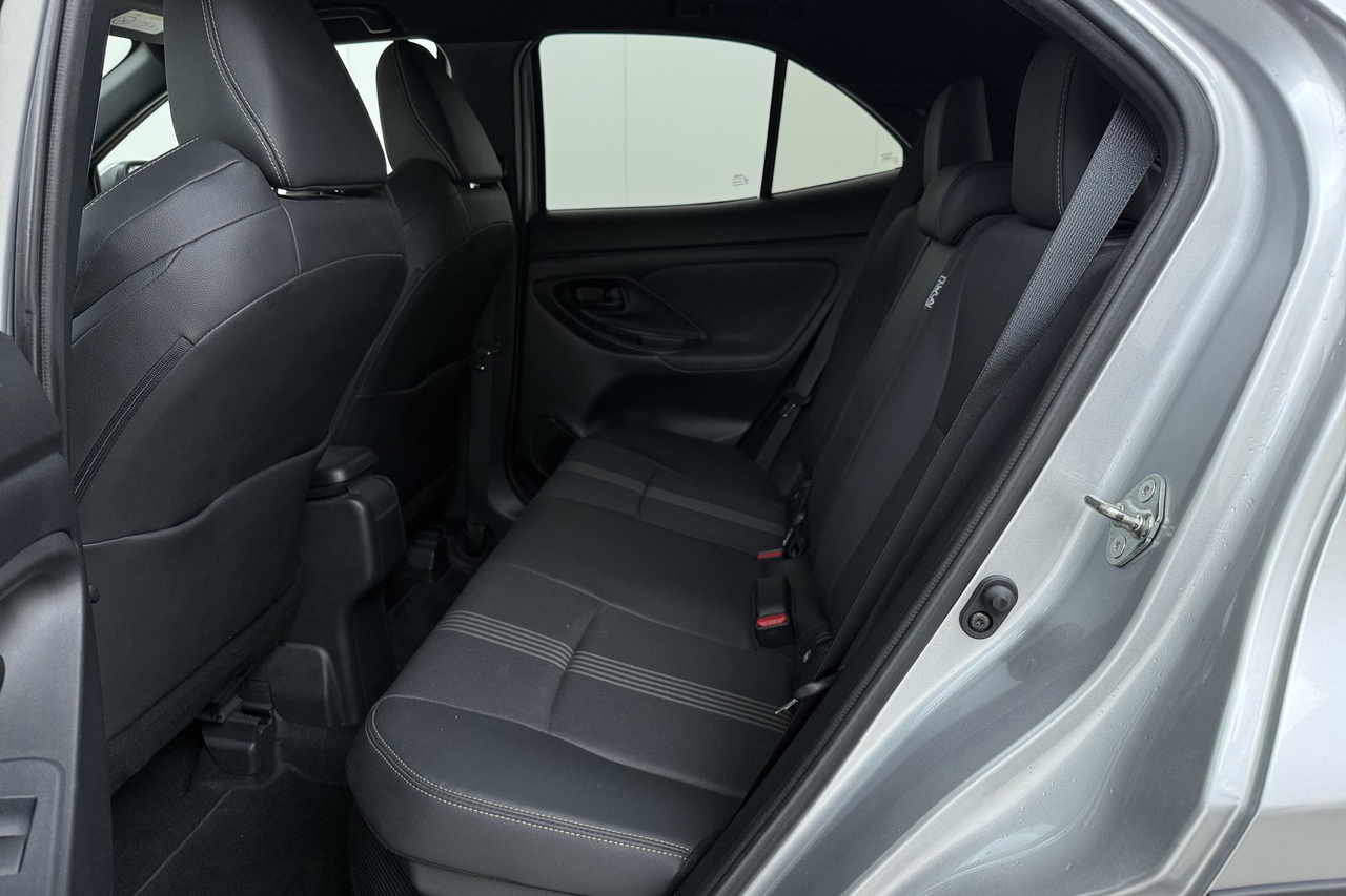 Toyota Yaris Cross — photo 8