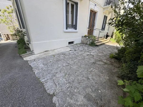 Places de parking Aix les bains