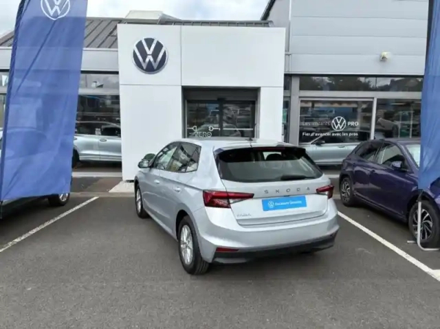 Skoda Fabia 1.0 tsi evo2 116ch selection dsg7 — photo 3