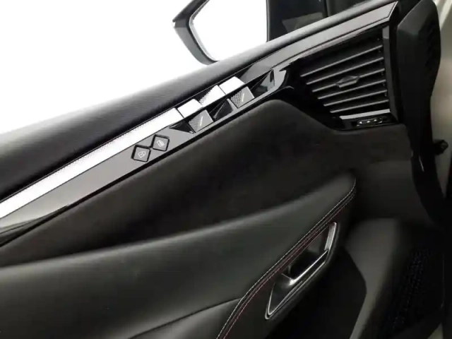 Ds Ds 4 hybride e-tense 225 eat8 performance line+ — photo 20