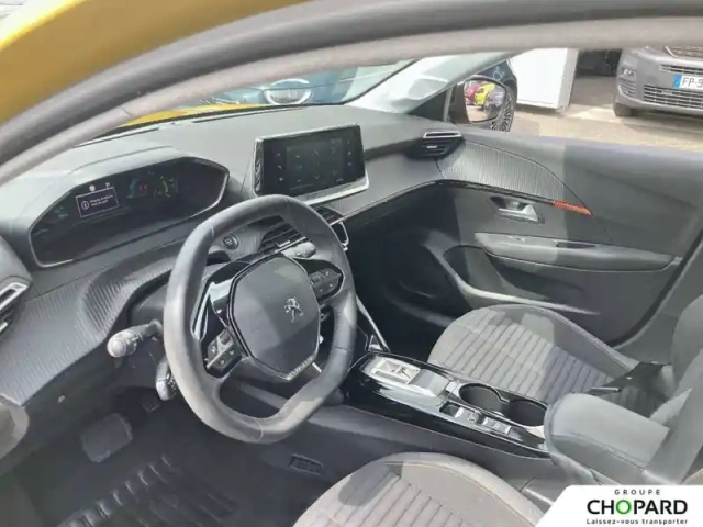 Peugeot 208 electrique 50 kwh 136ch — photo 5