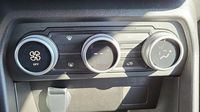 Dacia Sandero 1.0 SCe 65ch Expression — photo 16