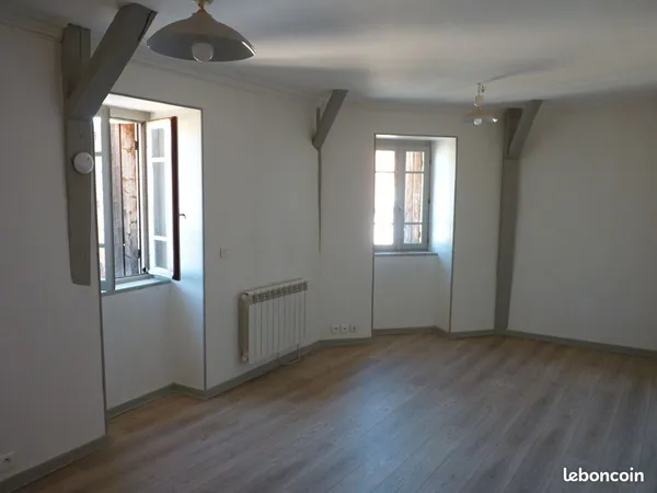 Studio 1 pièce 27 m²
