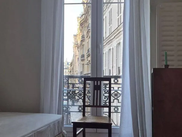 Studio 1 pièce 12 m²