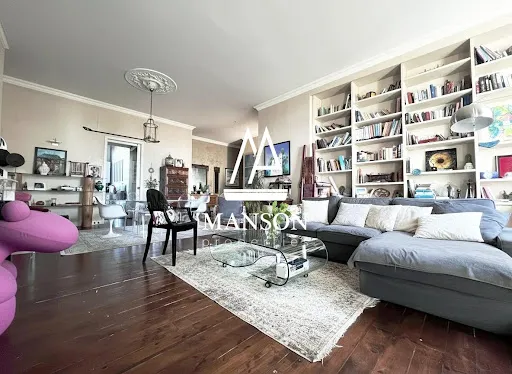 Appartement 6 pièces 200 m²