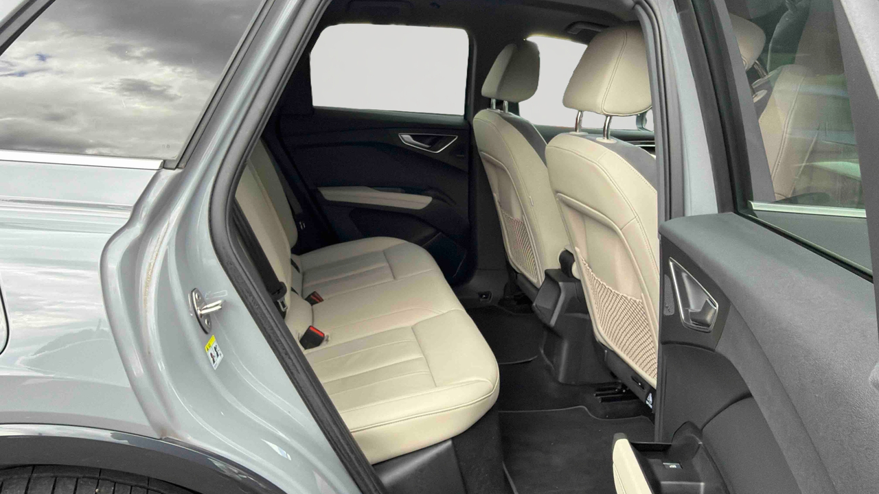 Audi Q4 e-tron 40 204 ch 82 kWh — photo 20