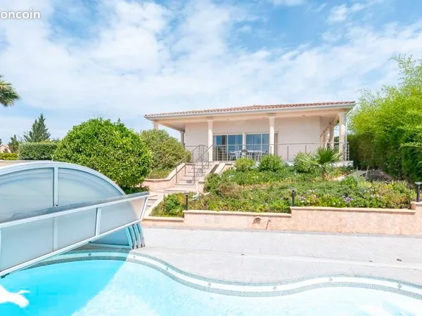 Villa 5 pièces 152 m²