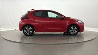 Toyota Yaris 116h Design 5p MY22 — photo 4