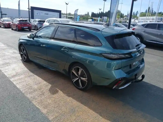 Peugeot 308 sw puretech 130ch s&amp;s eat8 — photo 7