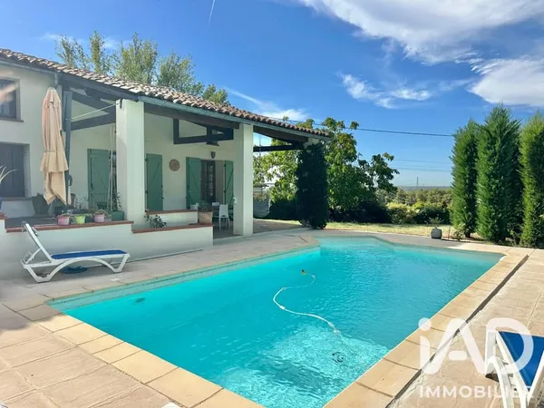 Maison 7 pièces 200 m²