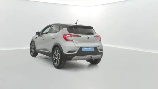 Renault Captur tce 140 edc - 21 — photo 42
