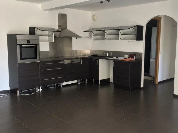 Appartement T3 70 m² non meublé