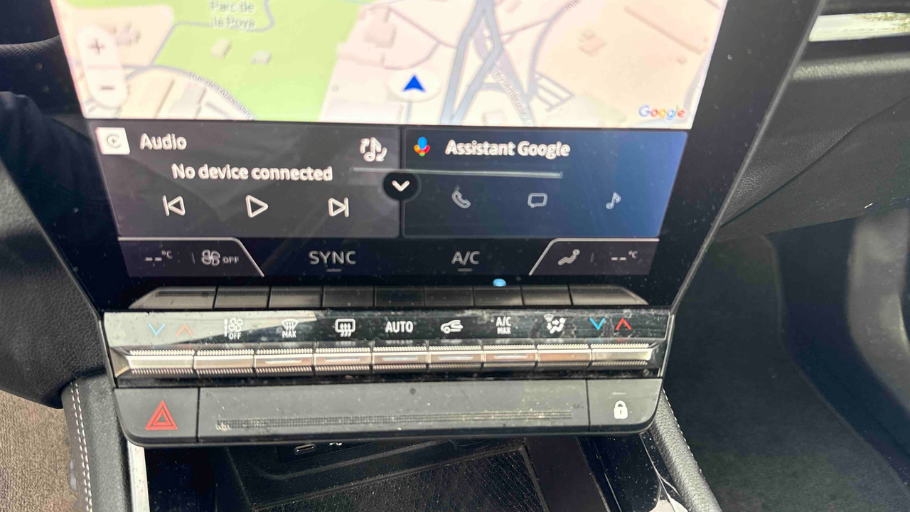Renault Austral mild hybrid 160 auto — photo 21