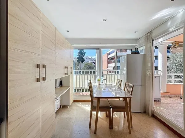 Appartement 3 pièces 77 m²