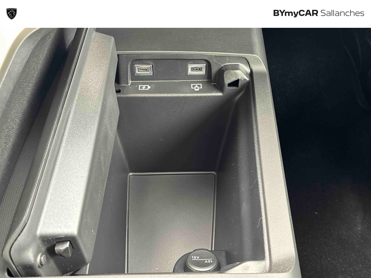 Peugeot 3008 Electrique 325 ch 4x4 73 kWh — photo 30