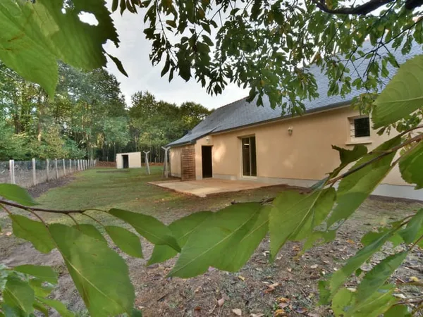 Maison à vendre 5 pièces PLAIN PIED proche SEICHES SUR LE LOIR