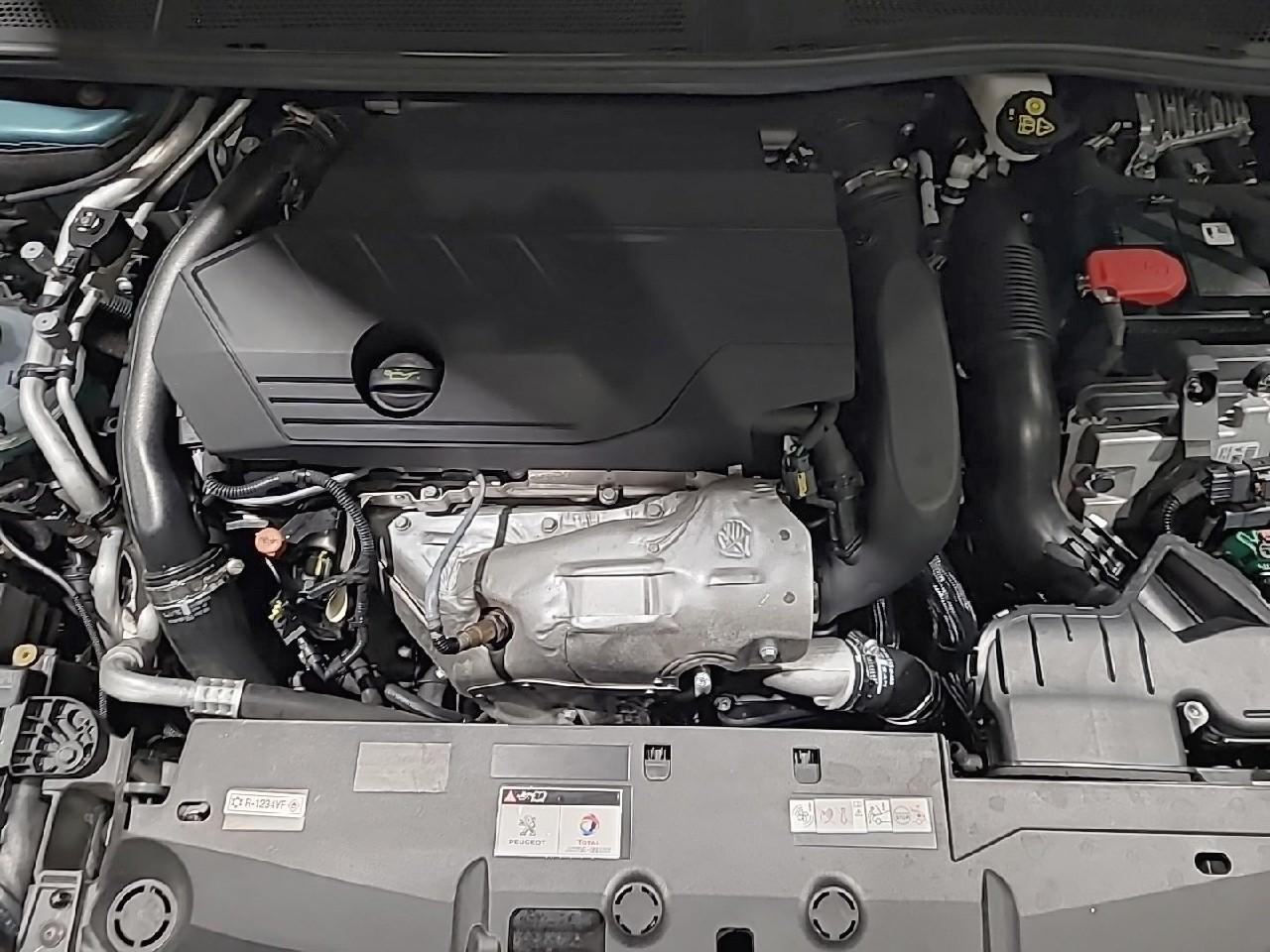 Peugeot 308 sw phev 180 e-eat8 gt — photo 15