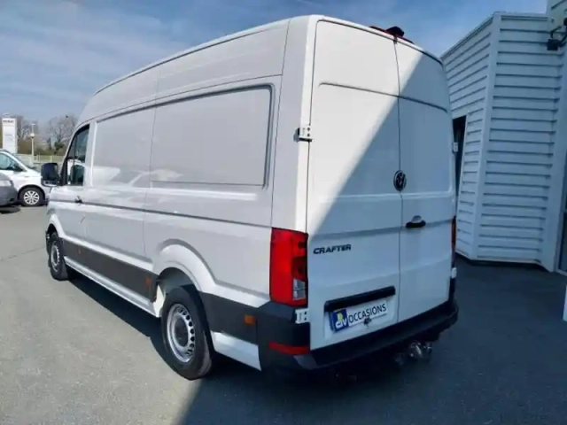 Volkswagen Crafter fg 30 l3h3 2.0 tdi 140ch business line traction — photo 3