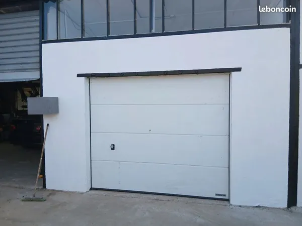 Garage à louer