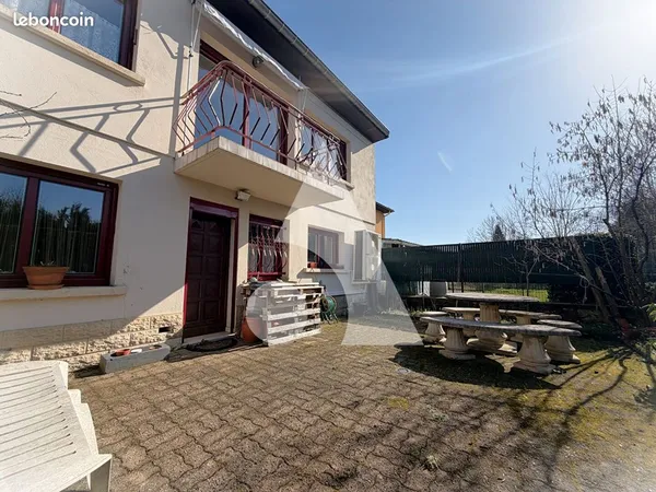 Maison 5 pièces 120 m²