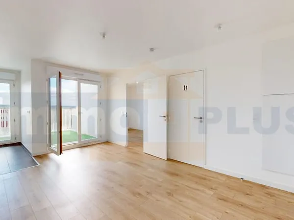 Appt Saint Cyr L'Ecole 2 pièces 40.90 m2 + 1 parking couvert