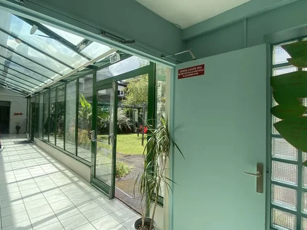 Local commercial 1450 m²