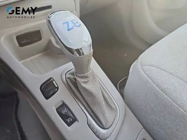 Renault Zoé zoe r90 — photo 12