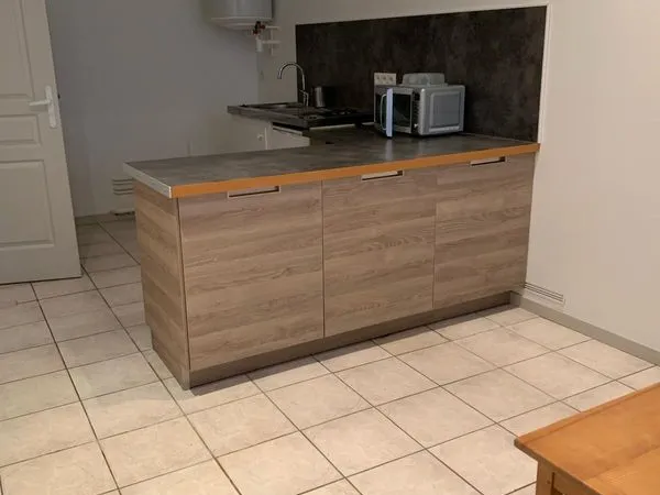 Studio 1 pièce 28 m²