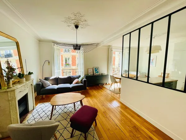 Loue appartement meublé 70m² Paris 17ème - 3ème étage avec ascenseur - 2 chambres