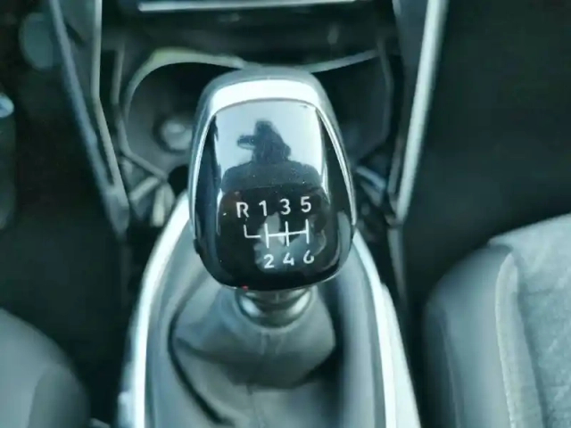 Peugeot 208 electrique 50 kwh 136ch — photo 14
