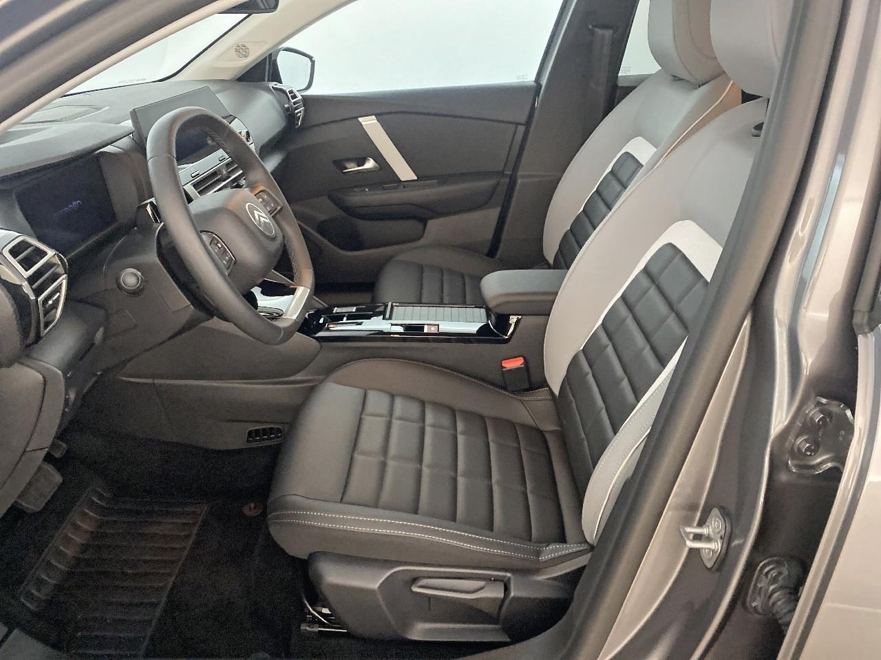 Citroën C4 X hybride 145 ch e-dcs6 max — photo 9
