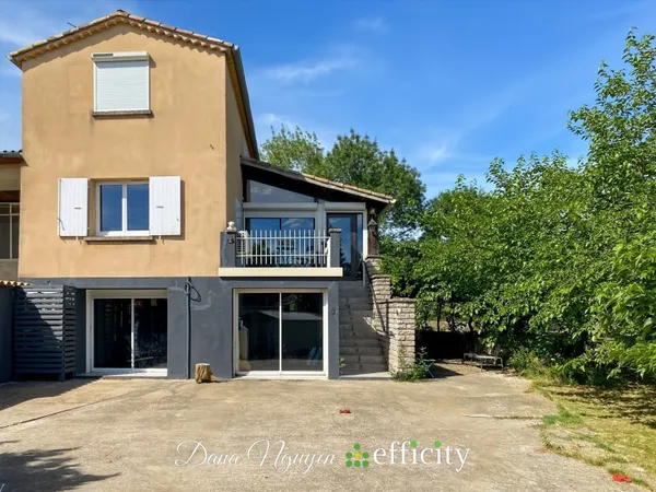Maison 9 pièces 154 m²