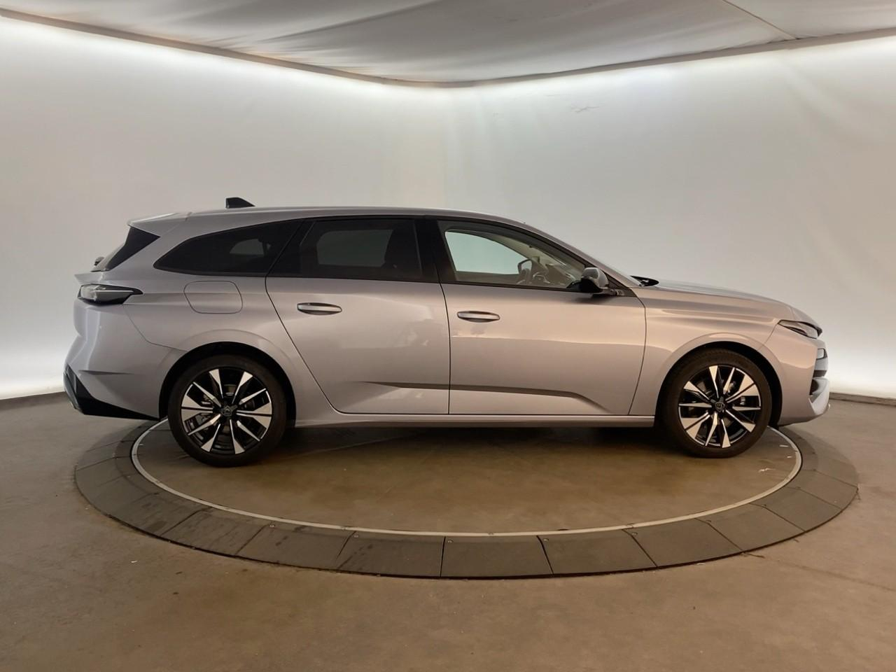 Peugeot 308 sw bluehdi 130ch s&s eat8 allure — photo 4