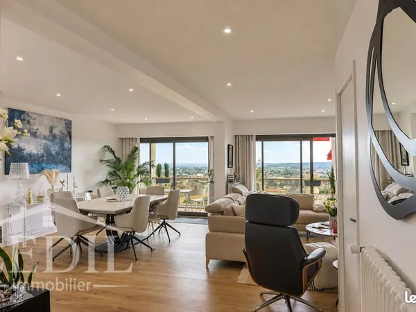Appartement 4 pièces 130 m²