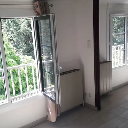 Part loyer T2 meublé+ Pk Perpignan Château Roussillon